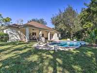 House 1932458021
