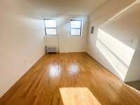 House 1936205134