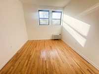 House 1936205139