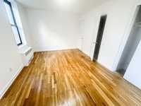 House 1936207351