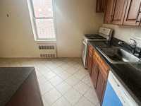 House 1936795142