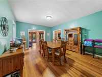 House 2015022744