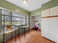 House 2015022755