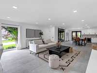 House 1960320727