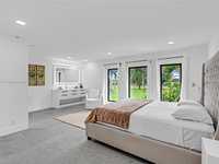 House 1960320741