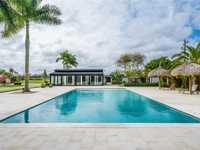 House 1960320774