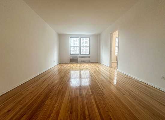 10025 Queens, Forest Hills, House,  sold, Showcase Realty