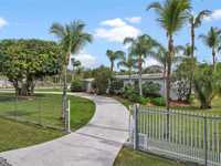 House 1967669912