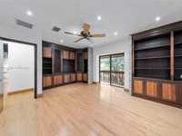 House 1971544633