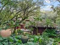 House 1971544613