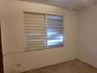 House 1982722617