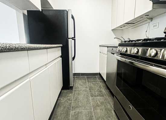 270  17, NEW YORK, Condo/Co-op,  sold, Showcase Realty