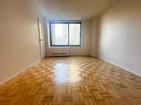 House 1986985297