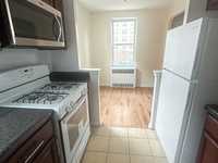House 1986995027
