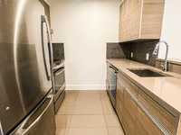House 1993879646