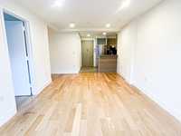 House 1993879648