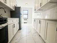 House 1993932538
