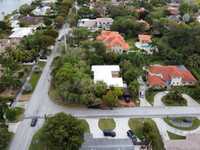 House 2002721436
