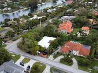 House 2002721440