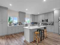 House 2338301704