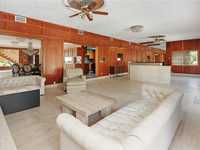 House 2028109203