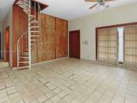 House 2028109269