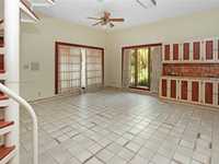 House 2028109273