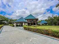 House 2028109172