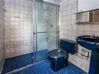 House 2028109300