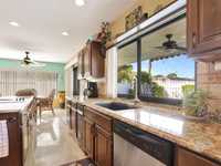 House 2035081537