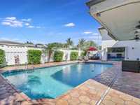 House 2035081577