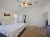 House 2043252497