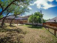 House 2043252585