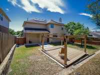House 2043252591