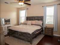 House 2048596892