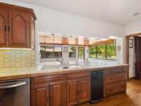 House 2088466060