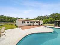 House 2088466187