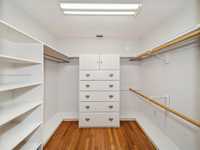 House 2088466332