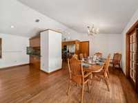 House 2085835214