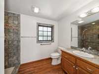 House 2085835243