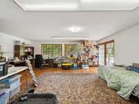 House 2085835323