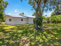 House 2109333057