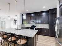 House 2133646555
