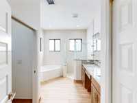 House 2133646593