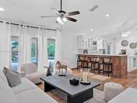 House 2122500983