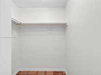 House 2122501003