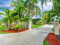 House 2122500973