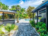 House 2142550336