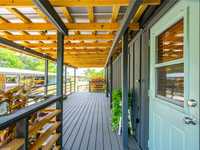 House 2142550427