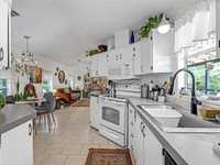 House 2142550436